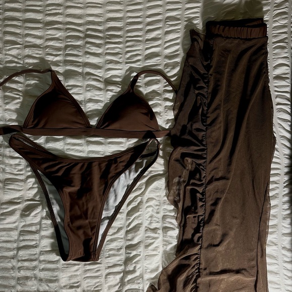 Swimwear - Picture 11 of 13